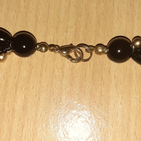 (Jewelry set) 18 in beaded necklace with beaded matching earrings - Picture 3 of 4